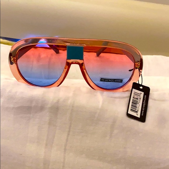 New York Accessories - New York Sunglasses